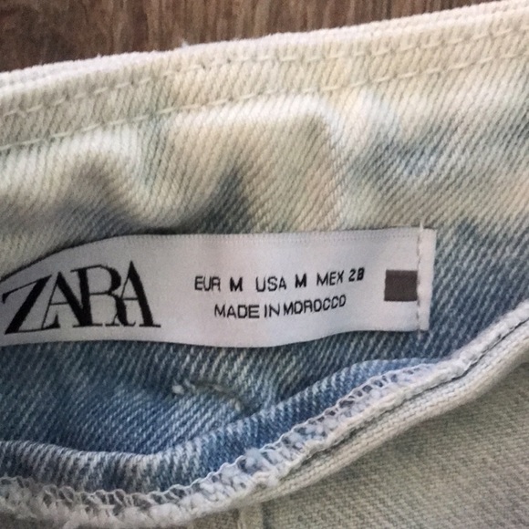 Zara Denim Belted Paper bag Shorts.NWOT flawed. Size M. High waisted casual - Picture 3 of 10